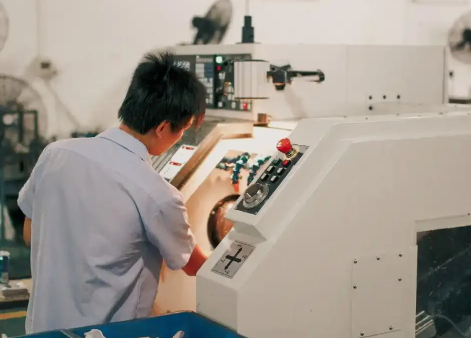 Gięcie przyszłości. Nowe spojrzenie na pracę operatora giętarki CNC