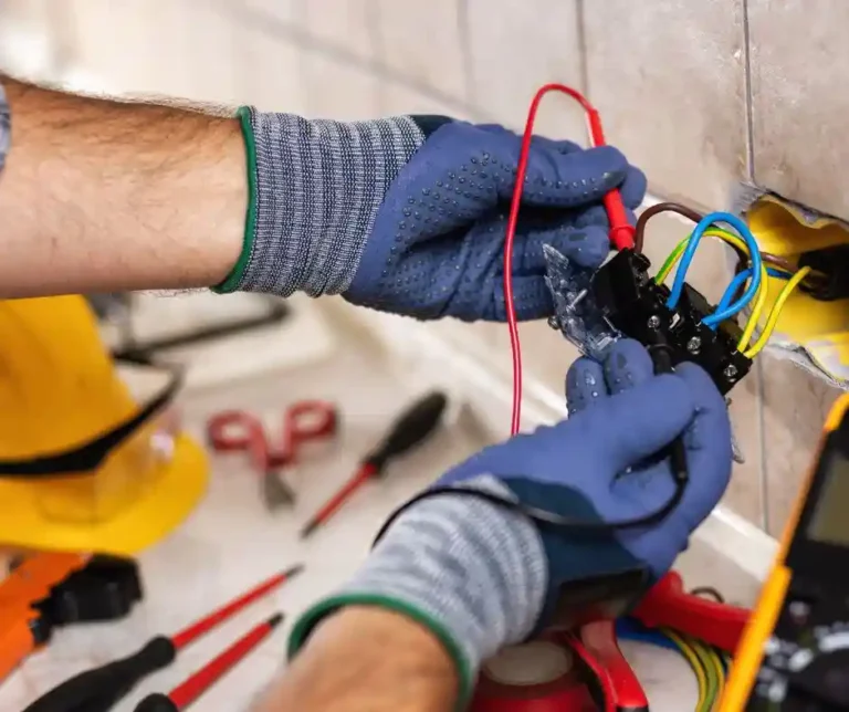 Praca Niemcy od zaraz pomocnik elektryka