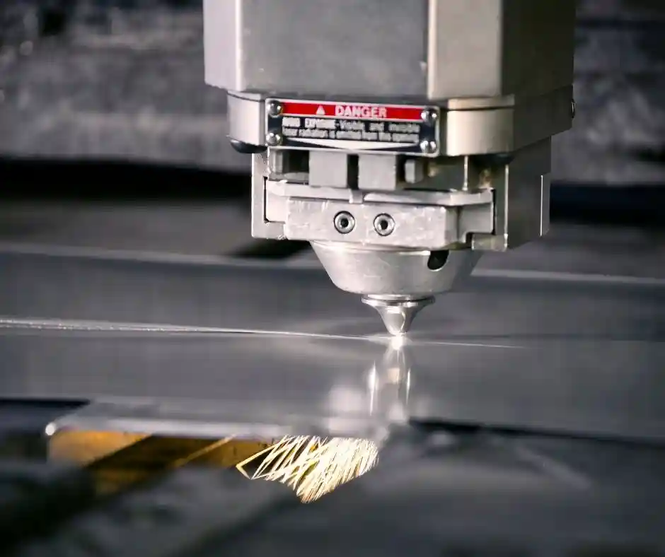 Operator Cięcia Blach Plazmą