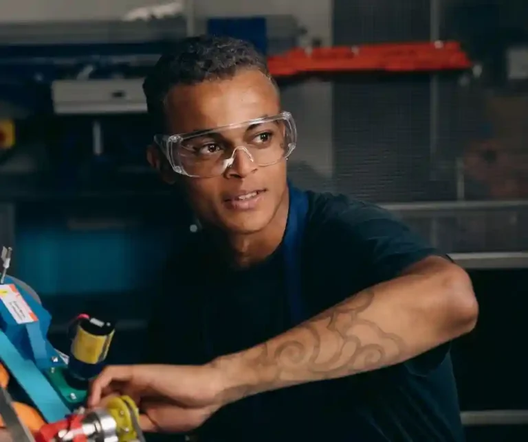 Operator Prasy Krawędziowej CNC Magdeburg