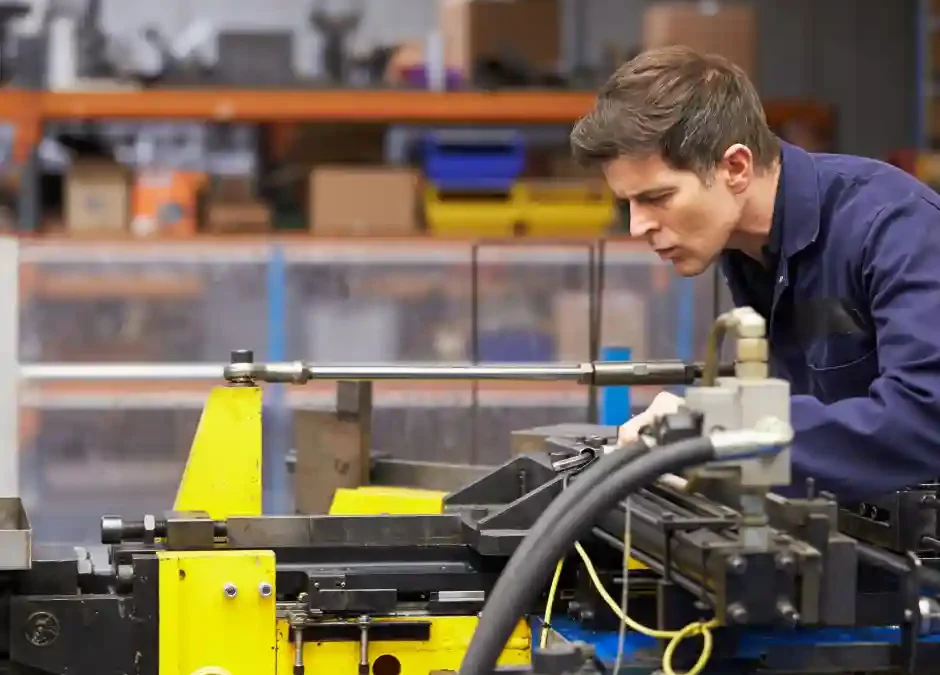 Operator Giętarek Rur Hydraulicznych w Danii