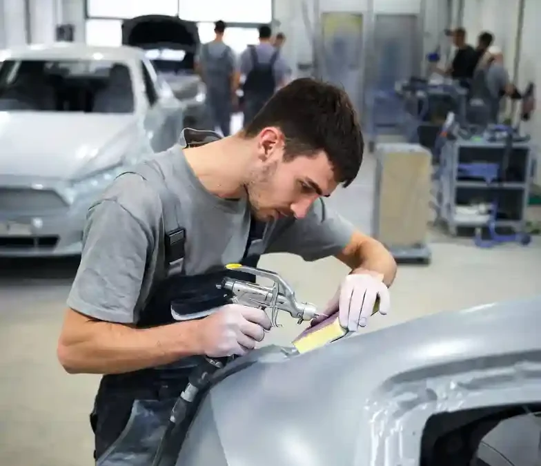 Lakiernik samochodowy Niemcy praca z zakwaterowaniem